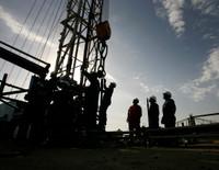 ABD petrol fiyatı tahminini yükseltti